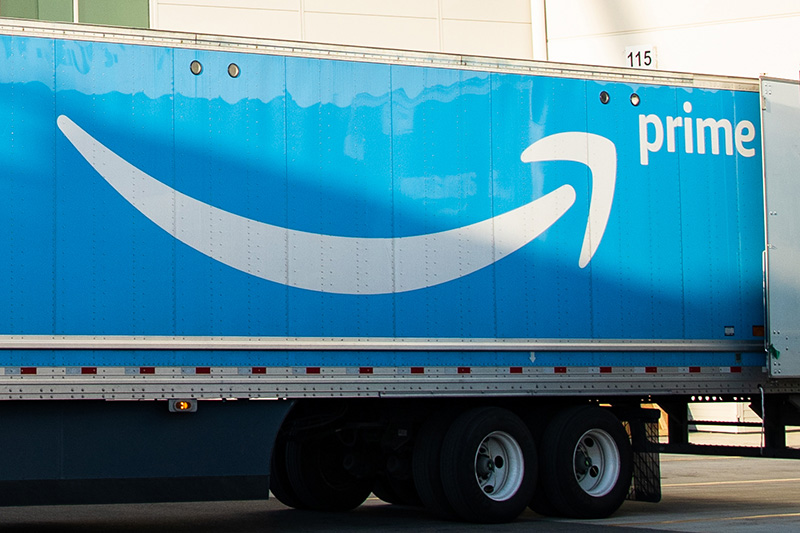 L’etichetta ‘Prime’ costa ad Amazon 1,1 miliardi di euro di multa